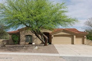 2470 N Castle Rock Drive, Tucson, AZ 85749