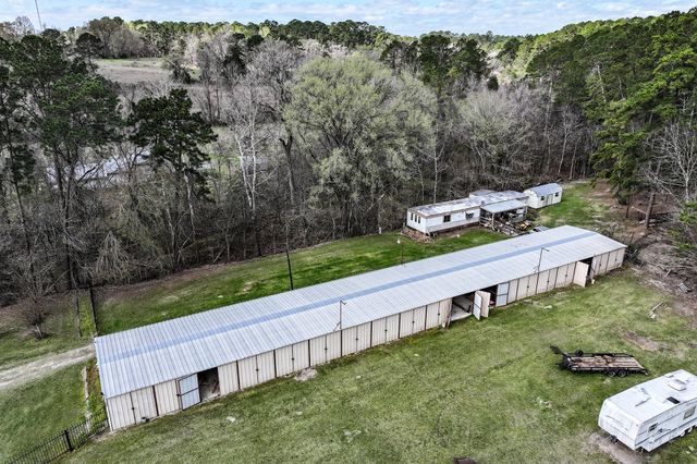 5701 Hwy 190 W, Point Blank, TX 77364