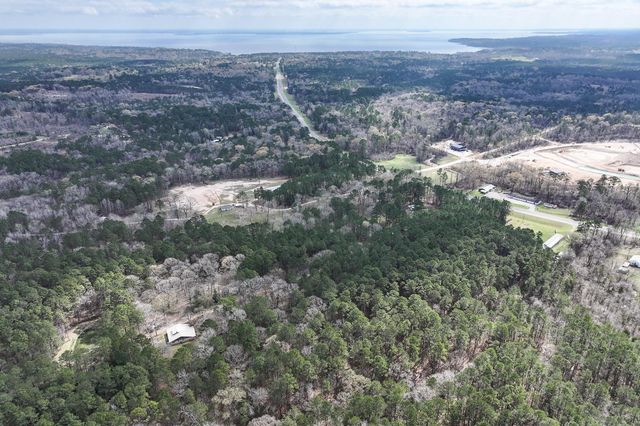 5701 Hwy 190 W, Point Blank, TX 77364