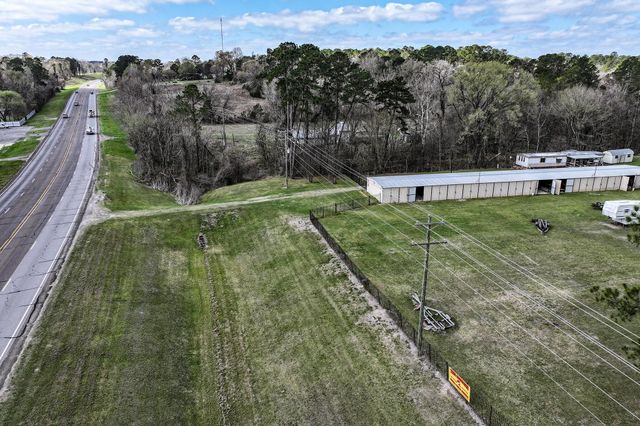 5701 Hwy 190 W, Point Blank, TX 77364