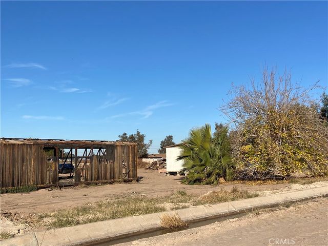 1896 & 1890 E Underwood, Holtville, CA 92250