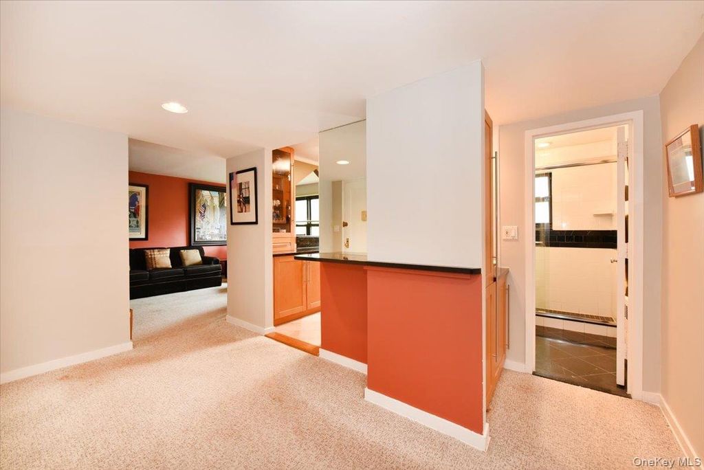 1 TERRACE Circle 3-F, Great Neck, NY 11021 — photo 2
