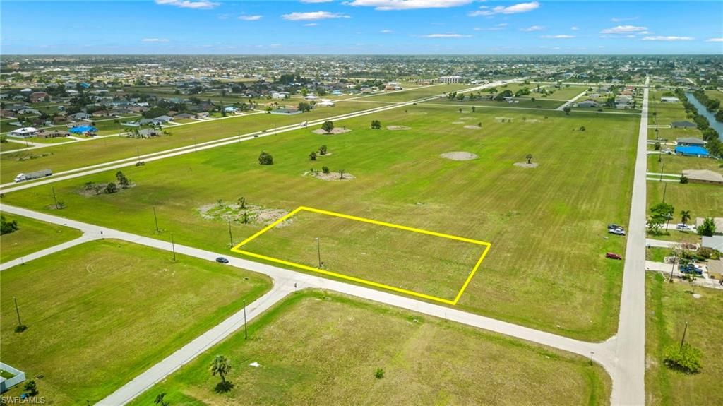 1704 NE 21st ST, CAPE CORAL, FL 33909 — exterior