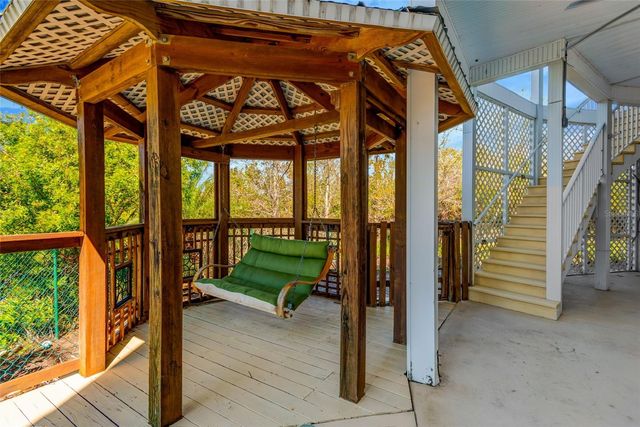 511 SEAVIEW DRIVE, Tarpon Springs, FL 34689