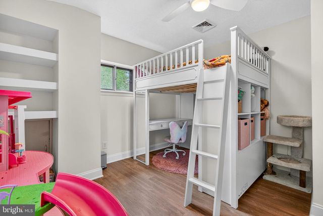46 GREENWOOD DR, Blackwood, NJ 08012