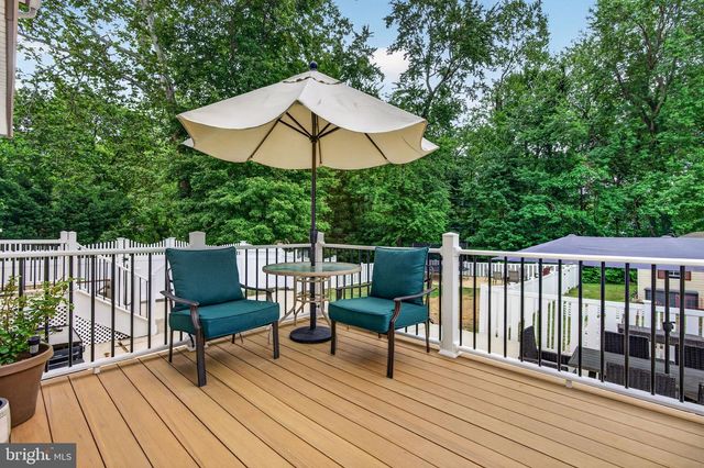46 GREENWOOD DR, Blackwood, NJ 08012