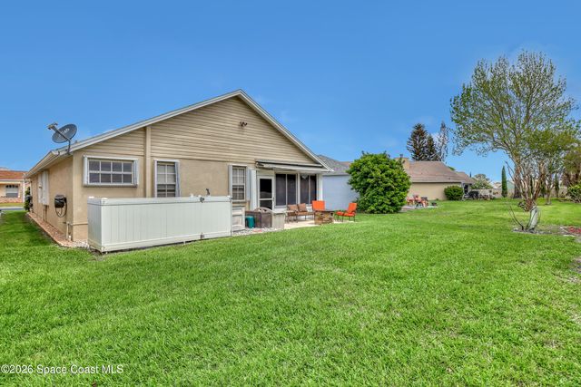 1018 S Fork Circle, Melbourne, FL 32901