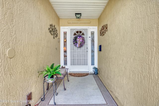 1018 S Fork Circle, Melbourne, FL 32901