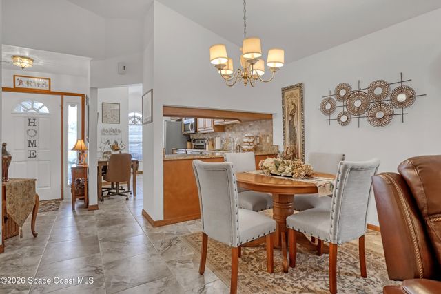 1018 S Fork Circle, Melbourne, FL 32901