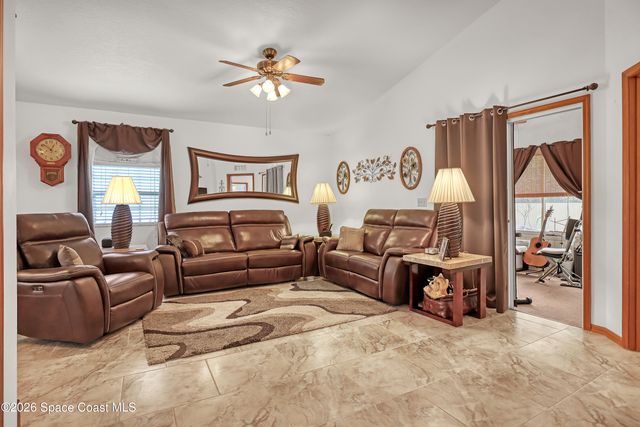 1018 S Fork Circle, Melbourne, FL 32901