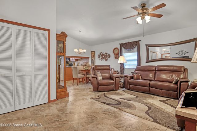 1018 S Fork Circle, Melbourne, FL 32901
