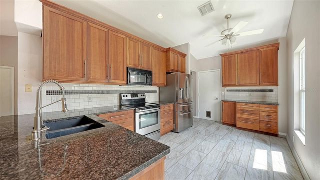 4910 6TH AVENUE E, Bradenton, FL 34208