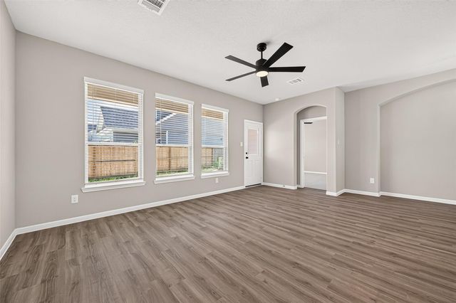 1435 Terry Roberts Drive, Angleton, TX 77515