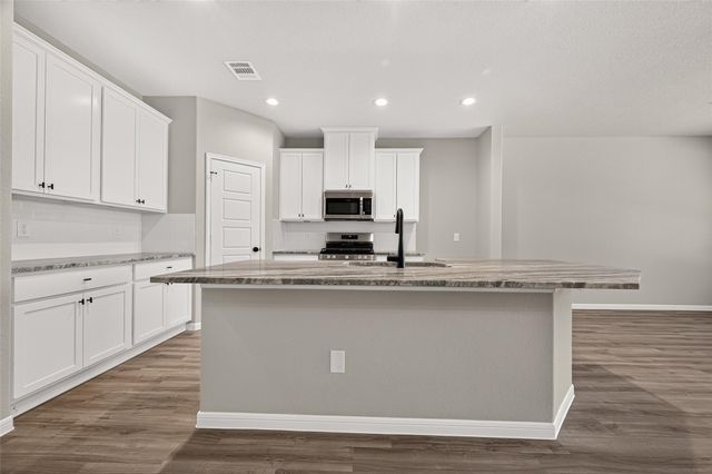 1435 Terry Roberts Drive, Angleton, TX 77515