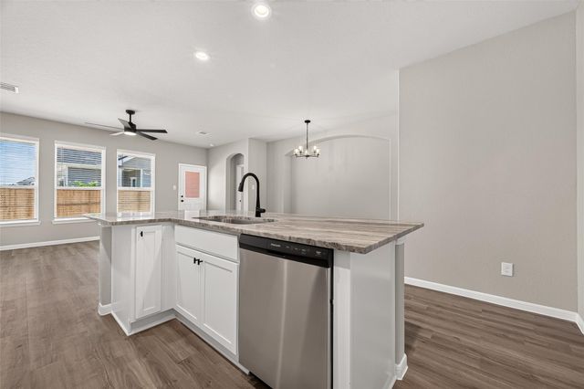 1435 Terry Roberts Drive, Angleton, TX 77515