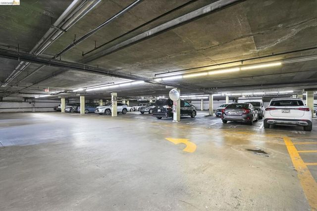 801 801 Franklin 1119, Oakland, CA 94607