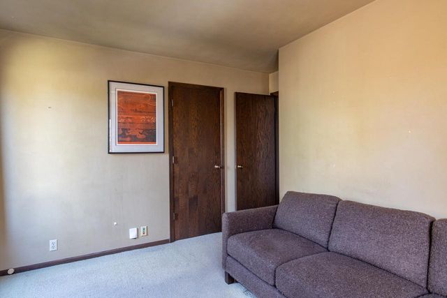 2136 WHITE SWAN DRIVE, Oshkosh, WI 54901