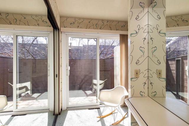 2136 WHITE SWAN DRIVE, Oshkosh, WI 54901