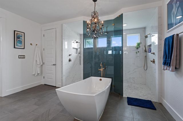 2201 Live Oak RD, Leander, TX 78641