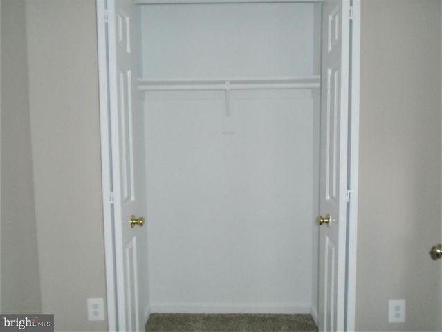 1914 DUFFIELD LN, Alexandria, VA 22307