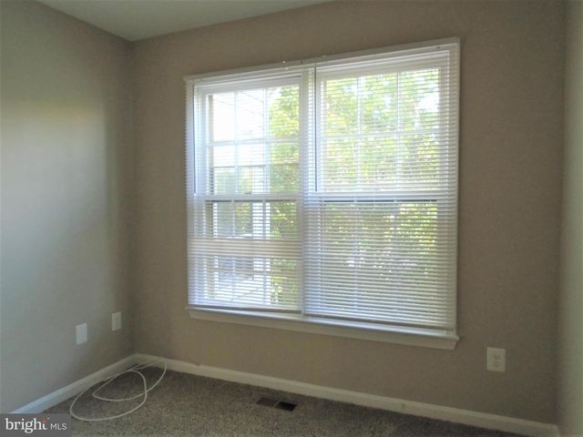 1914 DUFFIELD LN, Alexandria, VA 22307