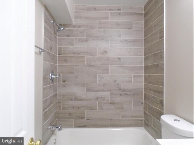 1914 DUFFIELD LN, Alexandria, VA 22307