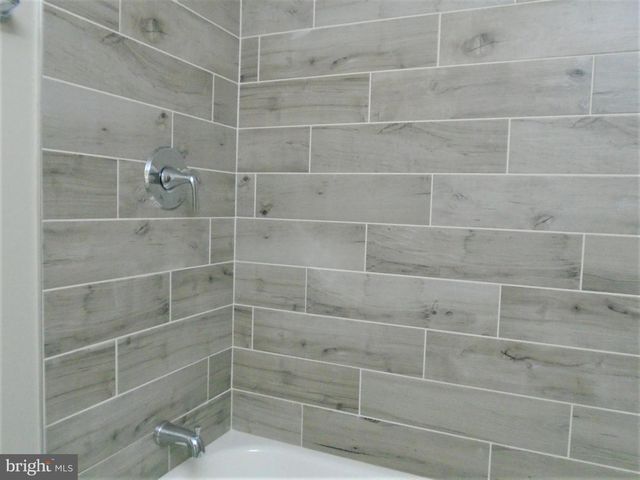 1914 DUFFIELD LN, Alexandria, VA 22307