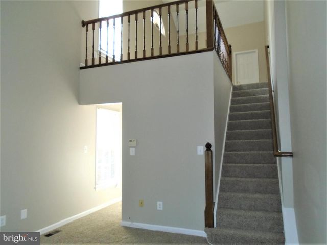 1914 DUFFIELD LN, Alexandria, VA 22307