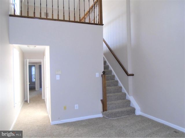 1914 DUFFIELD LN, Alexandria, VA 22307