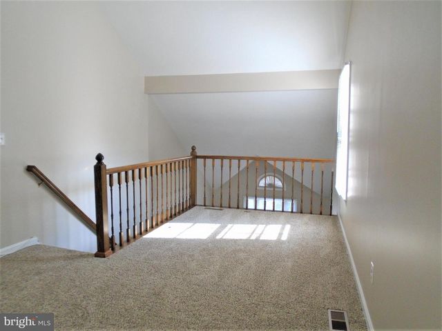 1914 DUFFIELD LN, Alexandria, VA 22307