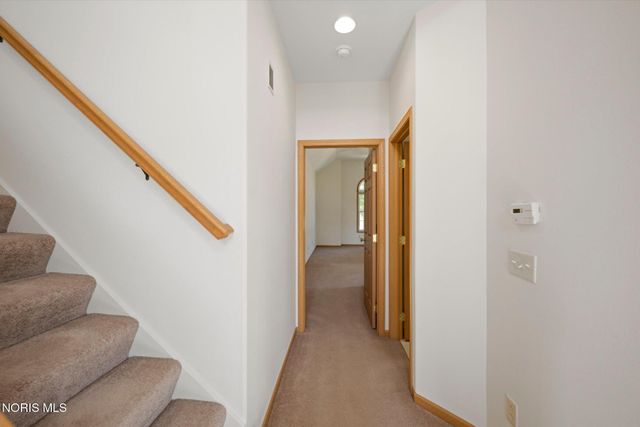 1163 Meadowlark Lane, Bowling Green, OH 43402