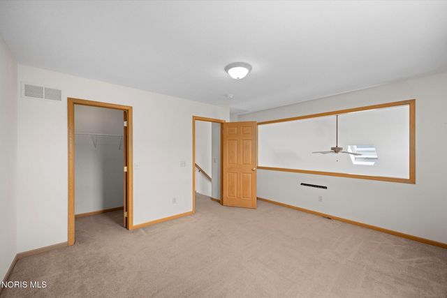 1163 Meadowlark Lane, Bowling Green, OH 43402