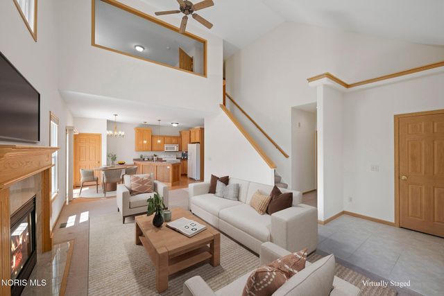 1163 Meadowlark Lane, Bowling Green, OH 43402