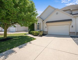 1163 Meadowlark Lane, Bowling Green, OH 43402
