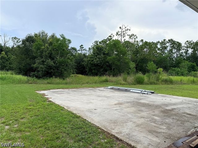 925 Purple Martin DR, Naples, FL 34120
