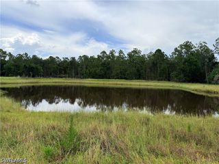 925 Purple Martin DR, Naples, FL 34120