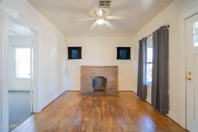 1001 E GARFIELD Street, Phoenix, AZ 85006