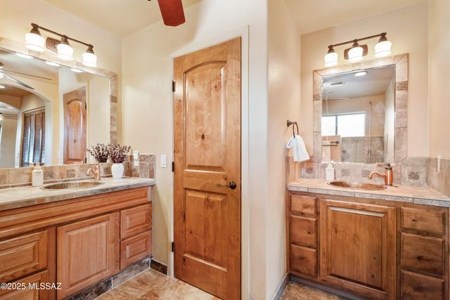 23 Calle Dinamarca, Rio Rico, AZ 85648