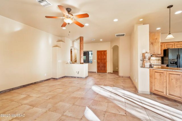 23 Calle Dinamarca, Rio Rico, AZ 85648