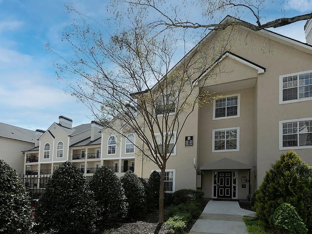 3655 Habersham Road NE 352, Atlanta, GA 30305