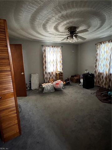 2010 Piedmont AVE, Portsmouth, VA 23704
