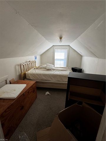 2010 Piedmont AVE, Portsmouth, VA 23704