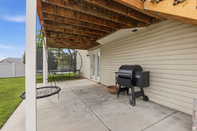 410 E 1000 N, Springville, UT 84663