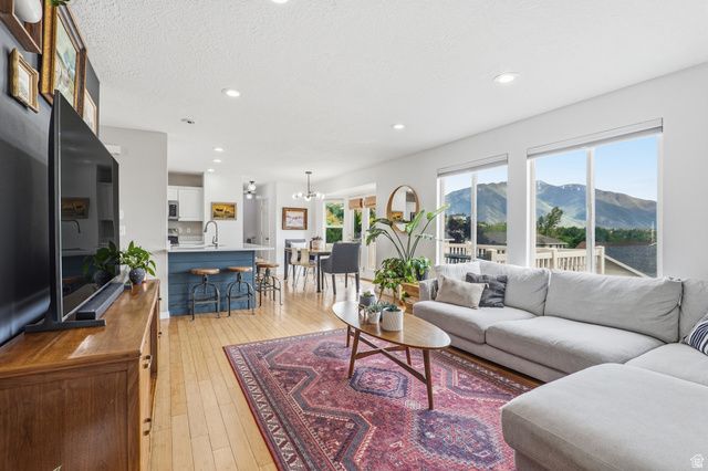 410 E 1000 N, Springville, UT 84663