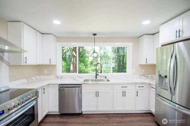 13336 Sunset Heights Lane SE, Tenino, WA 98589