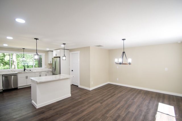 13336 Sunset Heights Lane SE, Tenino, WA 98589