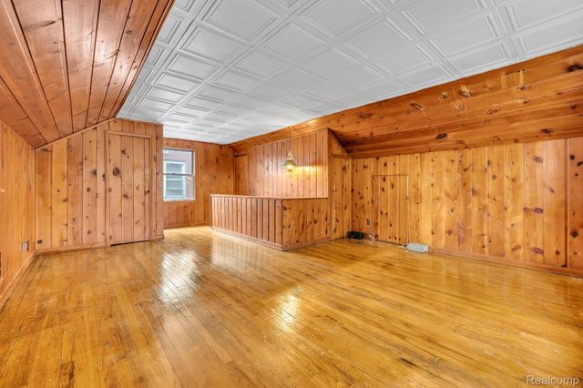 13807 Wadsworth Street, Detroit, MI 48227