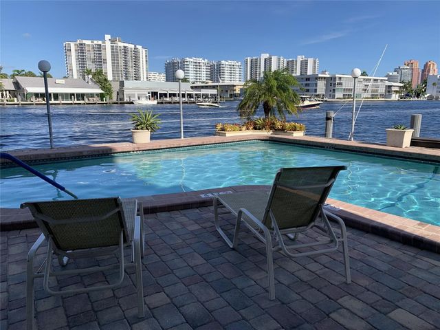 2900 NE 30 E4, Fort Lauderdale, FL 33306