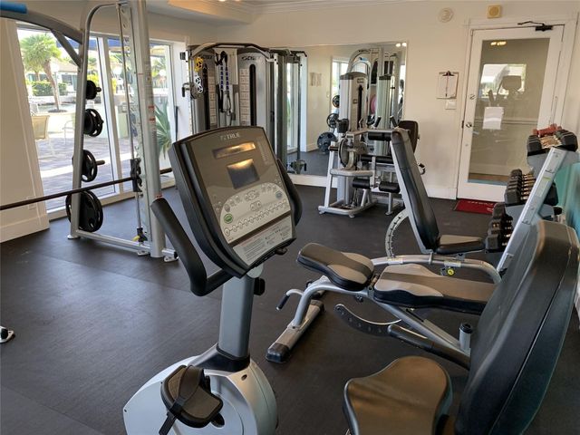 2900 NE 30 E4, Fort Lauderdale, FL 33306