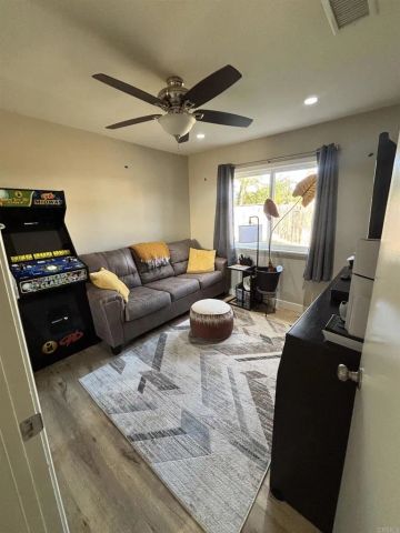 4863 Gardenia Street, Oceanside, CA 92057